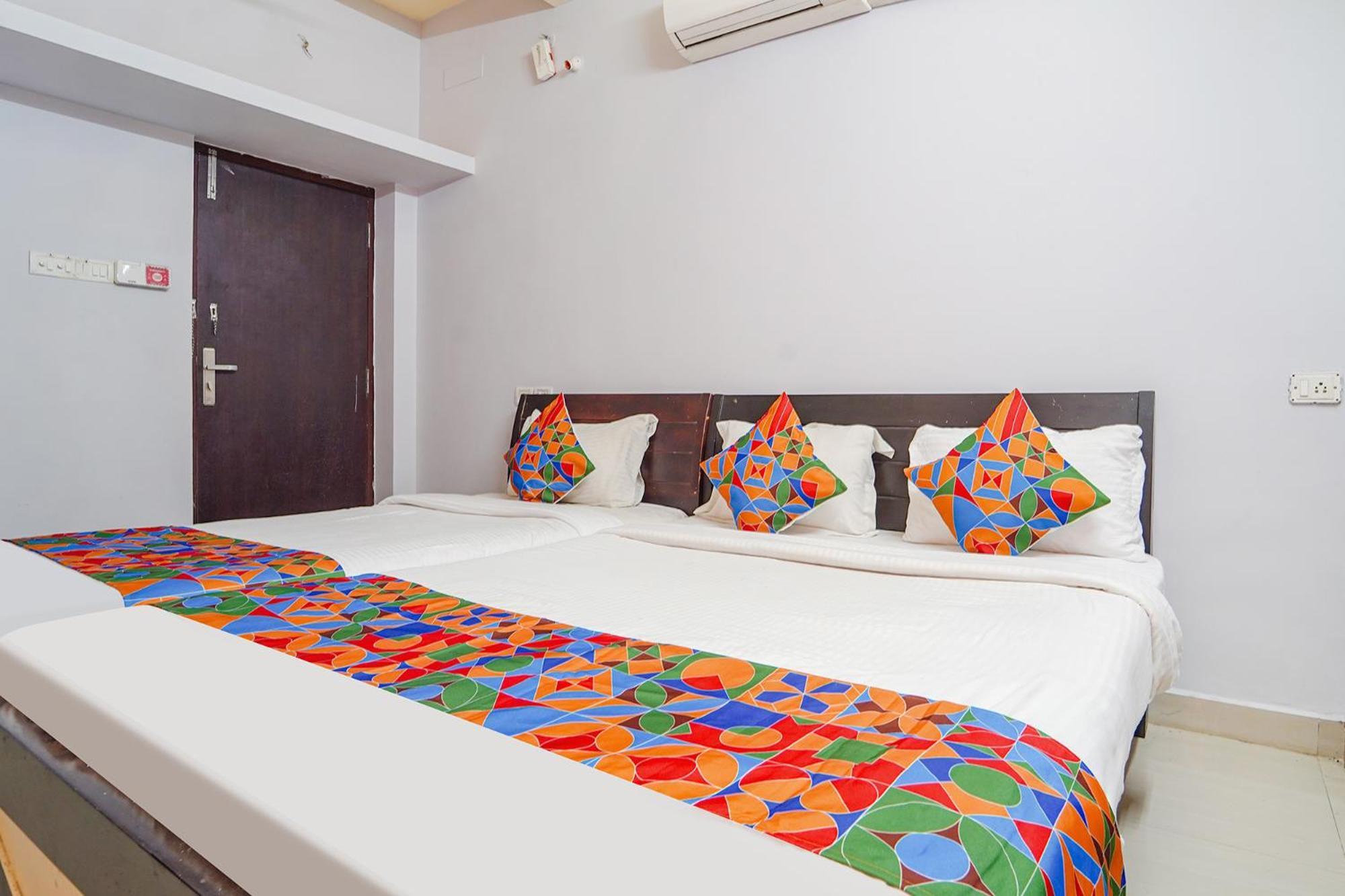 Hotel Fabexpress Its South East Residency Siruseri Esterno foto